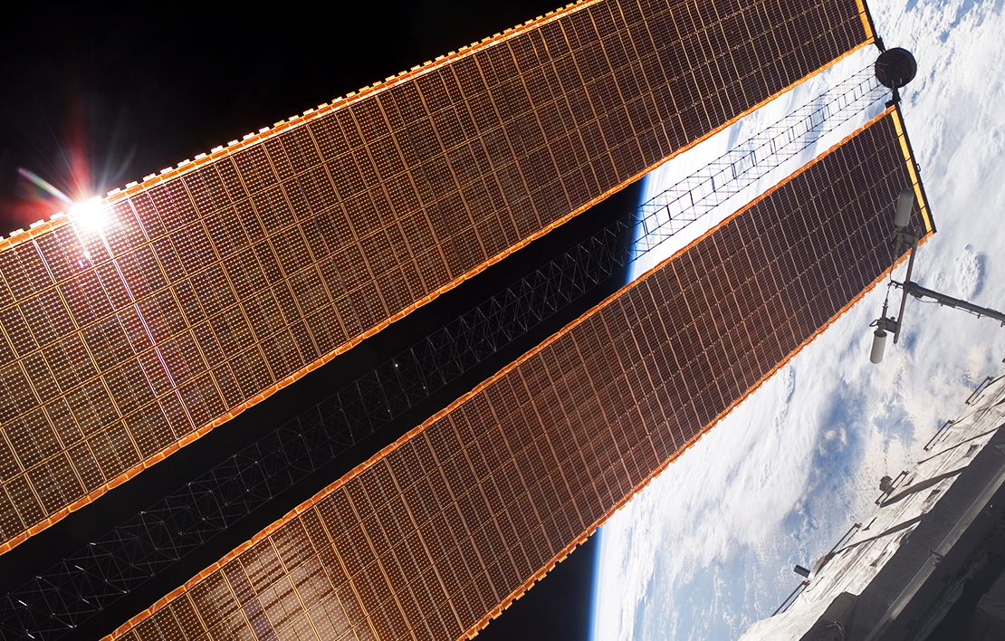 Saiba como a energia solar é utilizada em missões no espaço